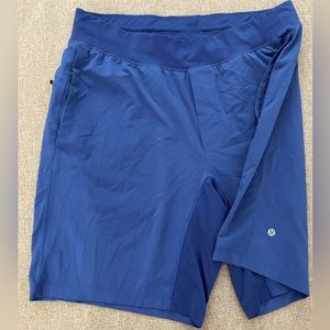 Lululemon shorts XL